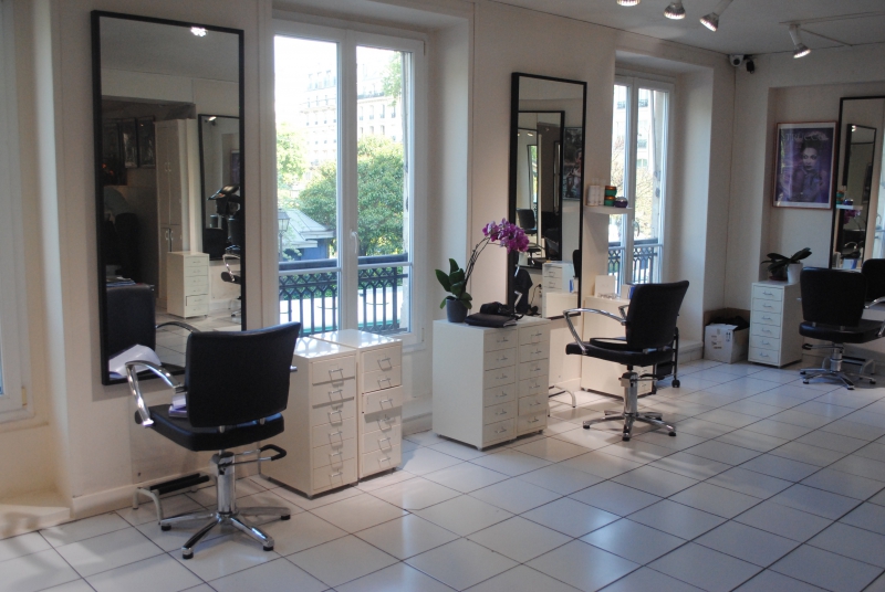 coiffure-TRANS EN PROVENCE-min_floor-home-office-property-living-room-room-781228-pxhere.com